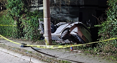 Nazilli’de Otomobil Duvara Çarptı: 4 Yaralı