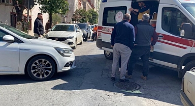 Aynı yerde 15 dakika ara ile kaza oldu, vatandaşlar duruma tepki gösterdi   