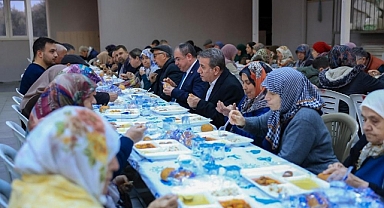 Efeler’in ilk iftar sofrası Alanlı Mahallesi’nde kuruldu   