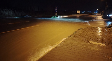 Fırtına Germencik’i vurdu, ilçe göle döndü