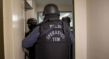 NAZİLLİ'DE SABAHA KARŞI BÜYÜK OPERASYON ARALARINDA DOKTORDA VAR