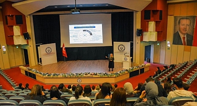 ADÜ'de 'Uyuyalım Uyutalım'' adlı seminer gerçekleştirildi   