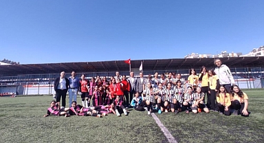  Aydın'da Küçükler Futbol İl Birinciliği tamamlandı