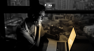 DİJİTAL GÖZ YORGUNLUĞUNA KARŞI YENİ NESİL CAM SEIKO SMARTZOOM