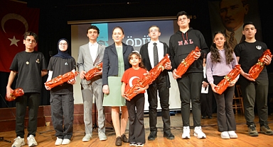 İSTİKLAL MARŞIMIZIN ŞAİRİ MEHMET AKİF ERSOY ANILDI