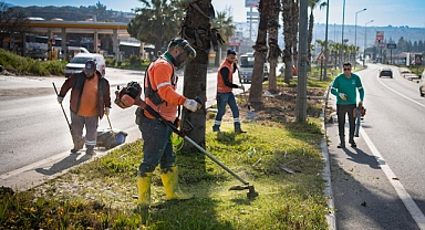 KUŞADASI’NDA REFÜJLER BAYRAMA HAZIRLANIYOR