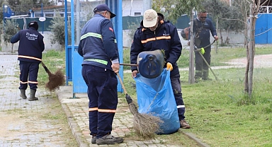 Nazilli Belediyesi’nden Esenköy’de temizlik çalışması