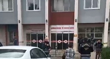 PANKART KRİZİNDE CHP GENÇLİK KOLLARI BAŞKANI GÖZALTINA ALINDI