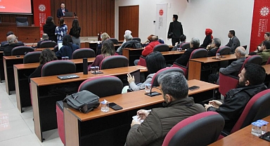 Aydın'da gazetecilere dijital çağ eğitimi 