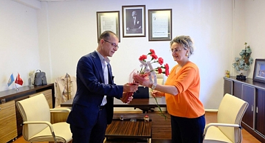 BAŞKAN DOĞANCA'DAN ÖĞRETMENLERE ANLAMLI ZİYARET