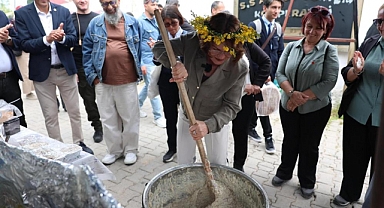 Didim'de 2. Ege Lezzetleri Festivali zengin tatlarıyla başladı   
