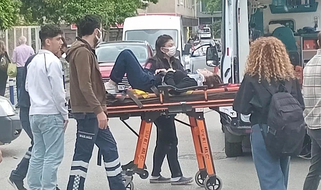 Ticari araç ile motosiklet çarpıştı: 1 yaralı   
