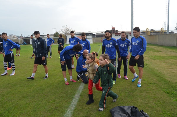 Doğa Koleji Miniklerinden Nazilli Belediyespor’a Büyük Moral