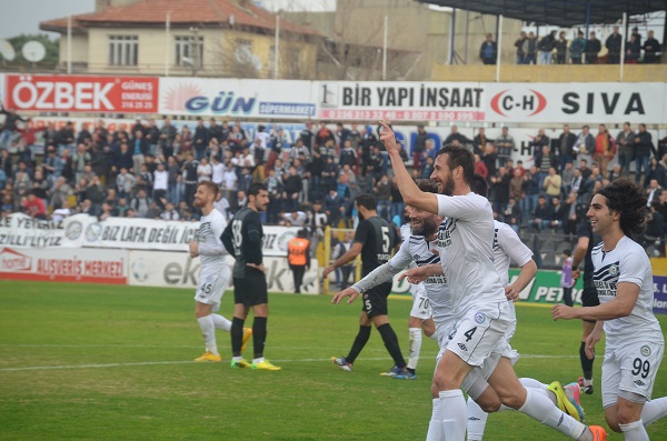 Hatalar mağlubiyeti getirdi.