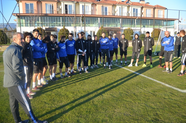 Nazilli Belediyespor Top başı yaptı